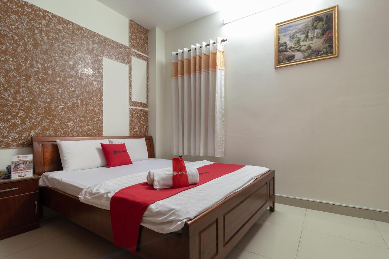 RedDoorz near Tan Huong Market 2 Ho-Chi-Minh-Stadt Exterior foto